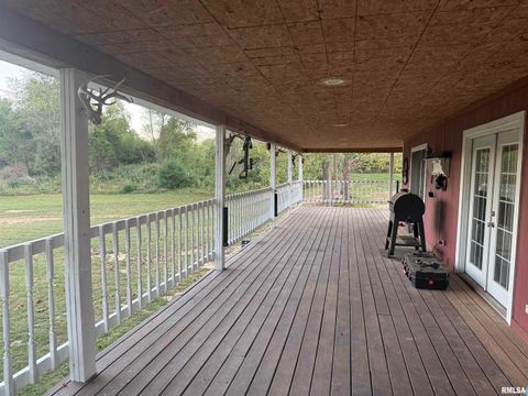 Tiny photo for 9358 LEISURE Lane, Marion, IL 62959 (MLS # EB459964)