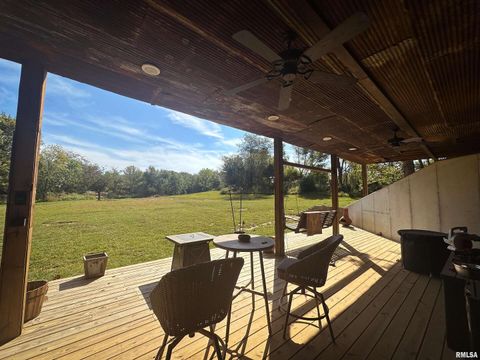 Tiny photo for 9358 LEISURE Lane, Marion, IL 62959 (MLS # EB459964)