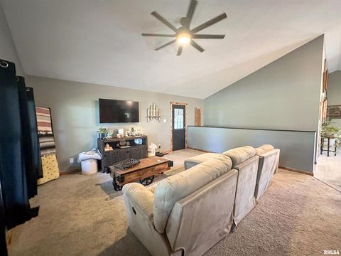 Tiny photo for 9358 LEISURE Lane, Marion, IL 62959 (MLS # EB459964)