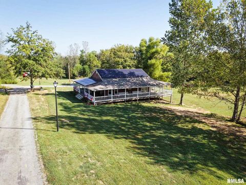 Tiny photo for 9358 LEISURE Lane, Marion, IL 62959 (MLS # EB459964)