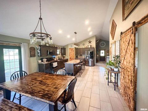 Tiny photo for 9358 LEISURE Lane, Marion, IL 62959 (MLS # EB459964)