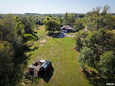 Tiny photo for 9358 LEISURE Lane, Marion, IL 62959 (MLS # EB459964)