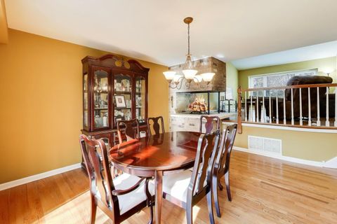 Tiny photo for 19W067 Avenue Normandy South, Oak Brook, IL 60523 (MLS # 12495492)