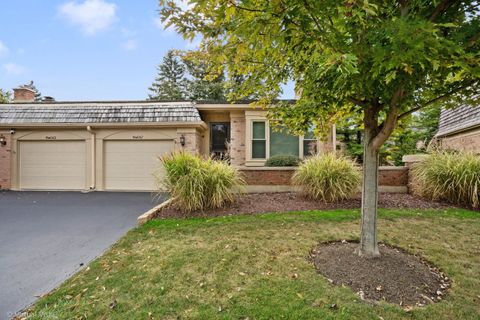 Photo of 19W067 Avenue Normandy South, Oak Brook, IL 60523 (MLS # 12495492)