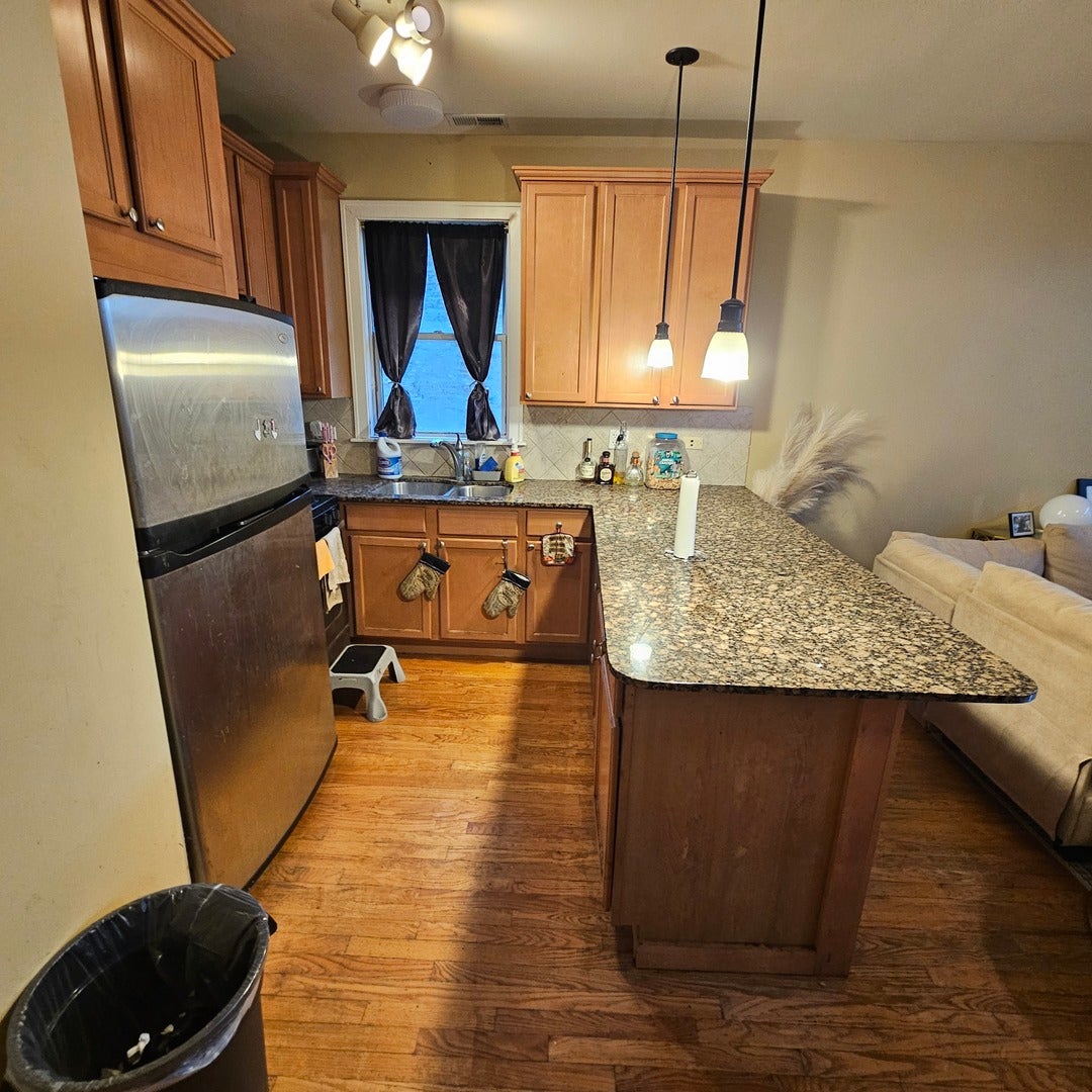 4116 W Congress Parkway 2