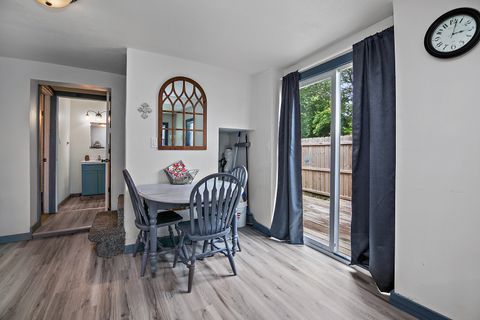 Tiny photo for 1506 E 2710N Road, Clifton, IL 60927 (MLS # 12423185)