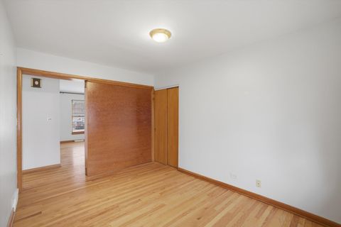 Tiny photo for 906 S Kirk Avenue, Elmhurst, IL 60126 (MLS # 12579557)