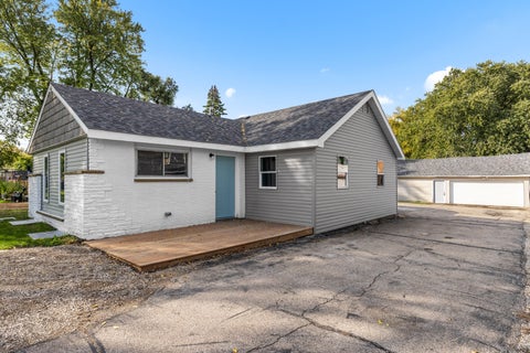 Tiny photo for 109 Raffel Road, Woodstock, IL 60098 (MLS # 12694793)