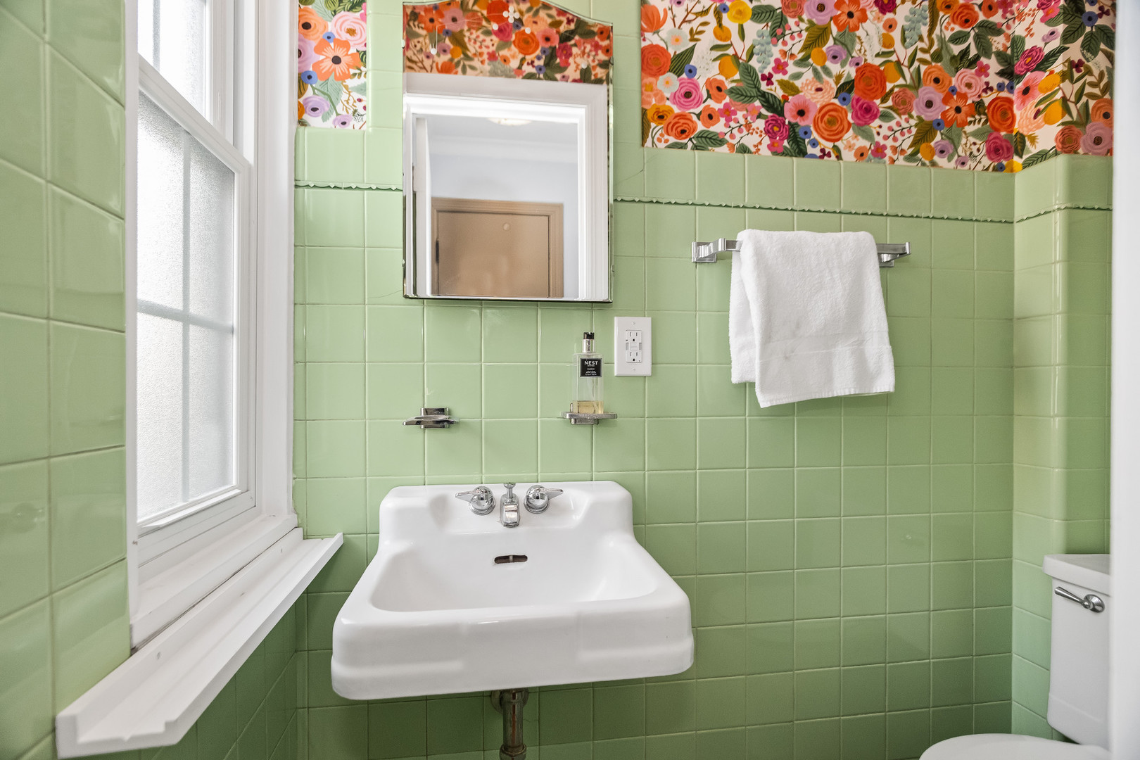 1407 N Harlem Avenue A