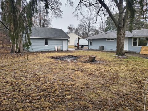 Tiny photo for 1803 N Riverside Drive, McHenry, IL 60050 (MLS # 12595112)