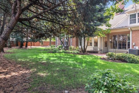 Tiny photo for 114 PENN Court, Glenview, IL 60026 (MLS # 12490243)