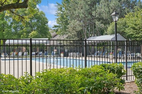 Tiny photo for 114 PENN Court, Glenview, IL 60026 (MLS # 12490243)
