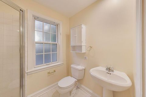 Tiny photo for 6420 N Navajo Avenue, Chicago, IL 60646 (MLS # 12596286)