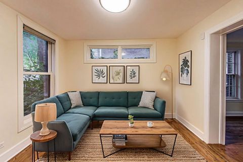 Tiny photo for 6420 N Navajo Avenue, Chicago, IL 60646 (MLS # 12596286)