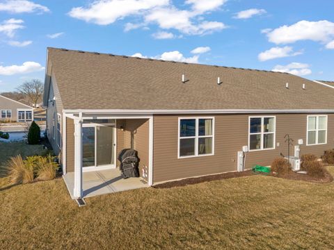 Tiny photo for 906 Homerton Boulevard, North Aurora, IL 60542 (MLS # 12561936)