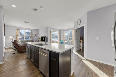 Tiny photo for 906 Homerton Boulevard, North Aurora, IL 60542 (MLS # 12561936)