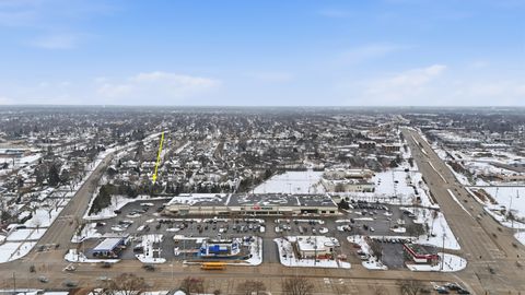 Tiny photo for 829 Linden Circle, Hoffman Estates, IL 60169 (MLS # 12590088)