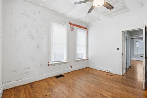 Tiny photo for 1508 W Lombard Street, Davenport, IA 52804 (MLS # 12551568)