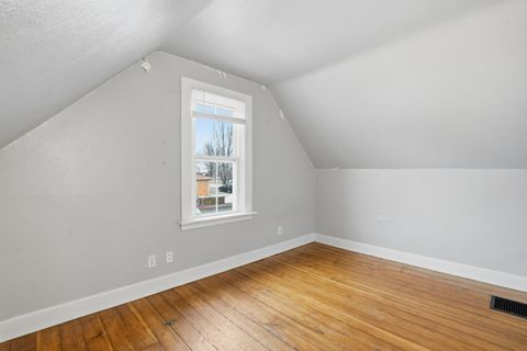 Tiny photo for 1508 W Lombard Street, Davenport, IA 52804 (MLS # 12551568)