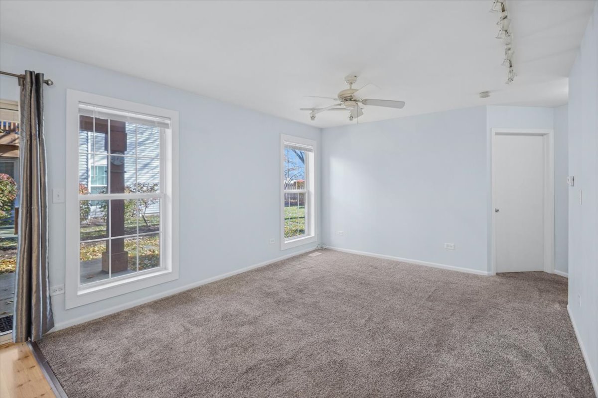 120 N Cathy Lane 120