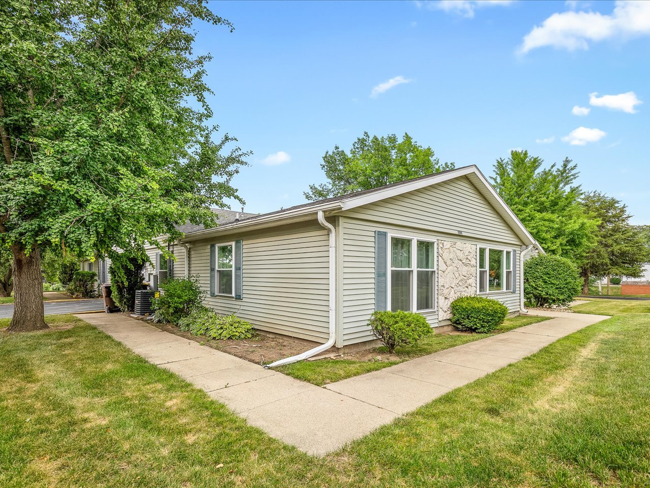 3200 W Carthage Drive 3