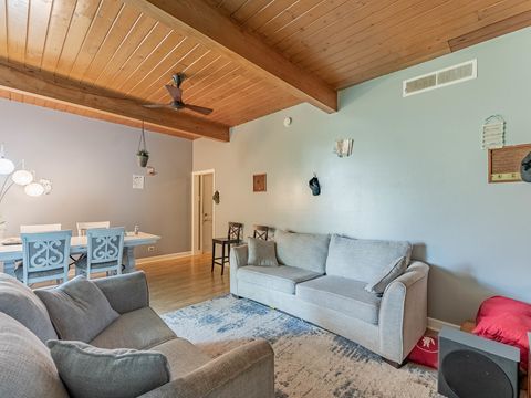 Tiny photo for 3847 Euclid Avenue, Berwyn, IL 60402 (MLS # 12635307)