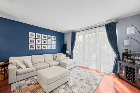 Tiny photo for 74 Harvest Gate, Lake In The Hills, IL 60156 (MLS # 12546411)