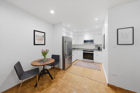 Tiny photo for 201 S Maple Avenue #103, Oak Park, IL 60302 (MLS # 12624148)