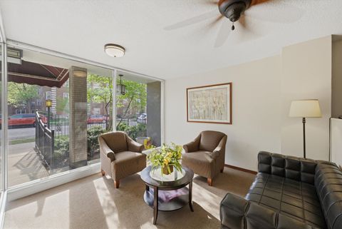Tiny photo for 201 S Maple Avenue #103, Oak Park, IL 60302 (MLS # 12624148)