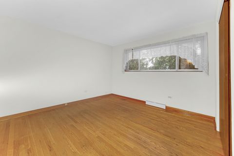 Tiny photo for 8322 Central Avenue, Morton Grove, IL 60053 (MLS # 12631770)