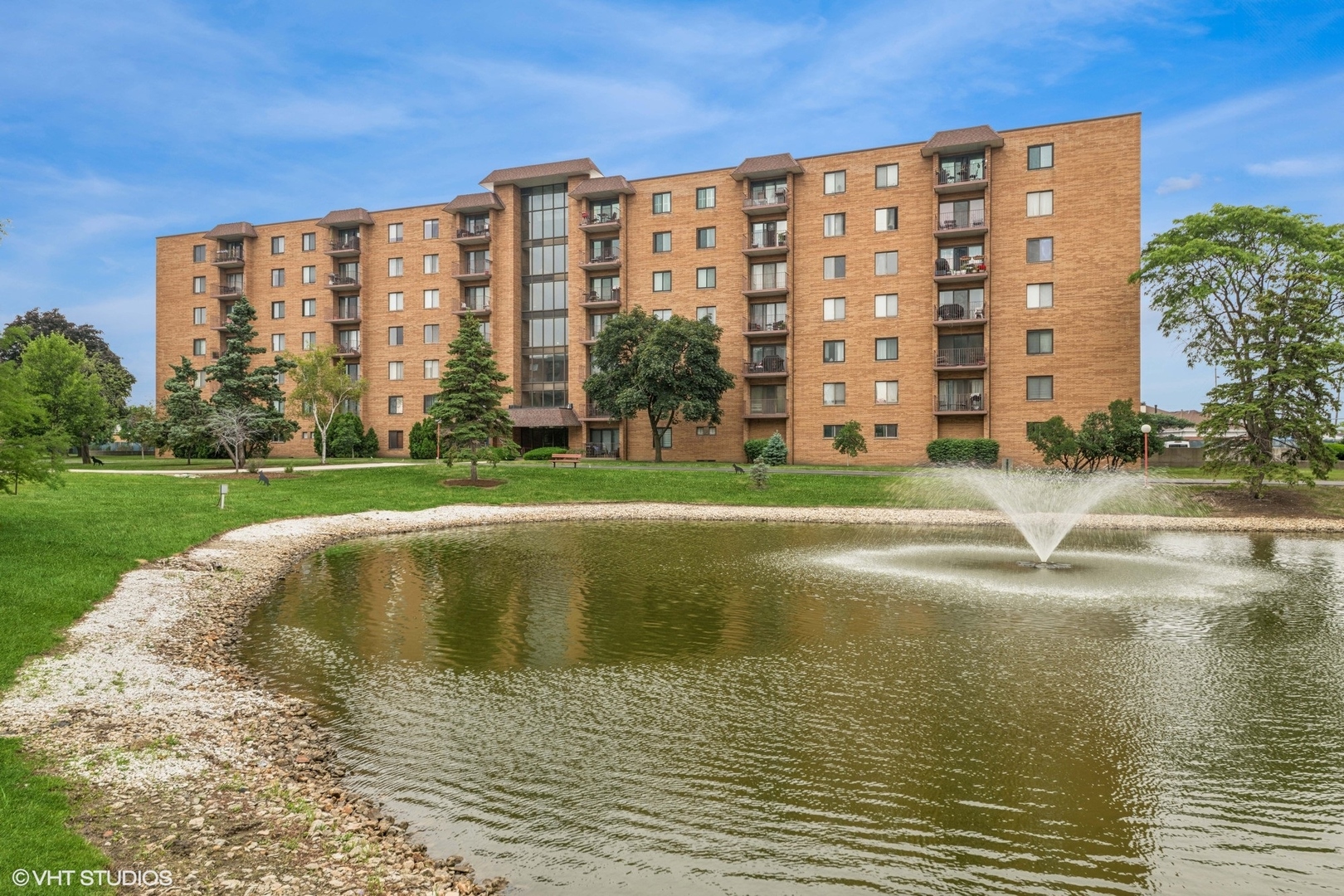 1717 W Crystal Lane 701