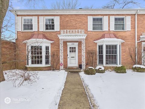 339 Greenleaf Avenue D Wilmette IL 60091