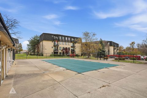 Tiny photo for 7301 Willow Springs Road #207, Countryside, IL 60525 (MLS # 12528387)