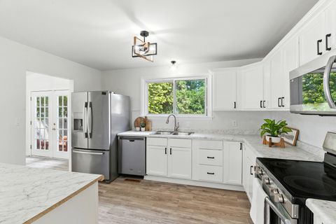 Tiny photo for 2708 Dana Avenue, Waukegan, IL 60087 (MLS # 12458715)