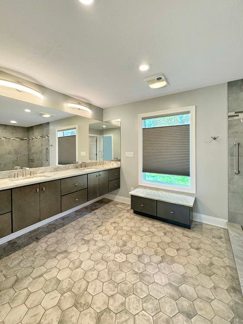 Tiny photo for 1669 Barberry Circle, Freeport, IL 61032 (MLS # 12565527)