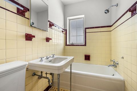 Tiny photo for 2145 Kenilworth Avenue, Wilmette, IL 60091 (MLS # 12527881)