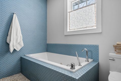 Tiny photo for 2145 Kenilworth Avenue, Wilmette, IL 60091 (MLS # 12527881)