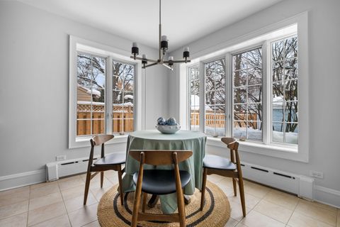 Tiny photo for 2145 Kenilworth Avenue, Wilmette, IL 60091 (MLS # 12527881)