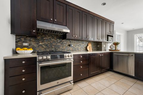 Tiny photo for 2145 Kenilworth Avenue, Wilmette, IL 60091 (MLS # 12527881)