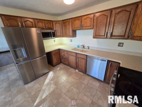 Tiny photo for 3405 PICCADILLY Avenue, Mt Vernon, IL 62864 (MLS # EB460388)