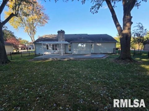 Tiny photo for 3405 PICCADILLY Avenue, Mt Vernon, IL 62864 (MLS # EB460388)