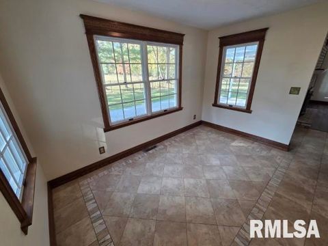 Tiny photo for 3405 PICCADILLY Avenue, Mt Vernon, IL 62864 (MLS # EB460388)