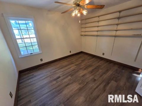 Tiny photo for 3405 PICCADILLY Avenue, Mt Vernon, IL 62864 (MLS # EB460388)