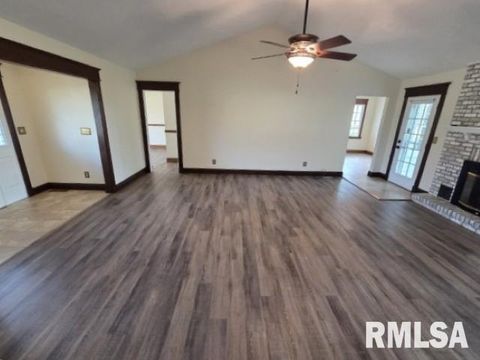 Tiny photo for 3405 PICCADILLY Avenue, Mt Vernon, IL 62864 (MLS # EB460388)