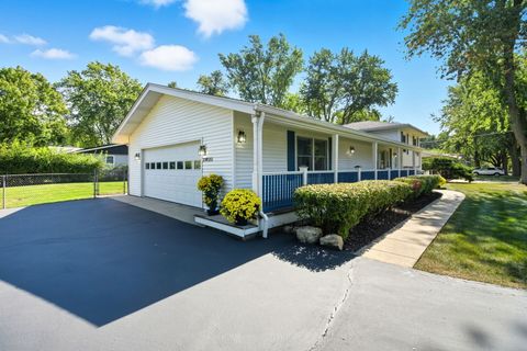 Tiny photo for 30W355 Claymore Lane, Naperville, IL 60563 (MLS # 12456347)