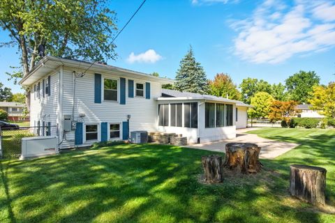 Tiny photo for 30W355 Claymore Lane, Naperville, IL 60563 (MLS # 12456347)