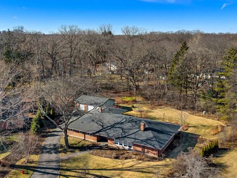 Tiny photo for 16 Yorkshire Drive, Lincolnshire, IL 60069 (MLS # 12572421)