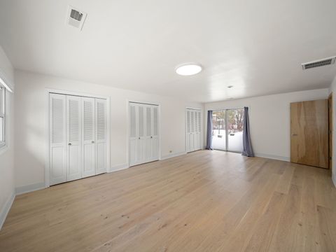 Tiny photo for 16 Yorkshire Drive, Lincolnshire, IL 60069 (MLS # 12572421)