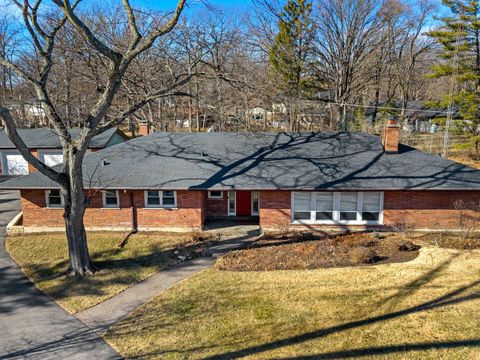 Tiny photo for 16 Yorkshire Drive, Lincolnshire, IL 60069 (MLS # 12572421)