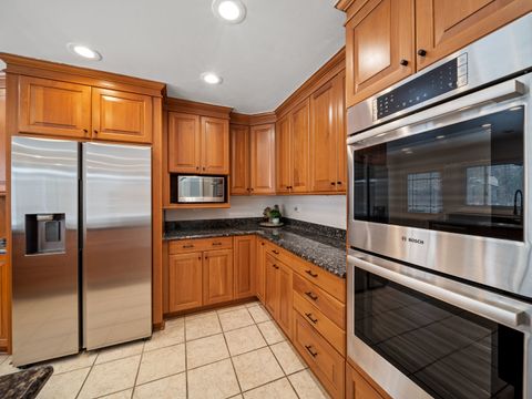 Tiny photo for 16 Yorkshire Drive, Lincolnshire, IL 60069 (MLS # 12572421)